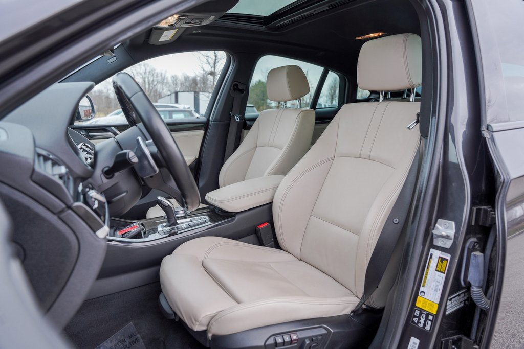 Used 2017 BMW X4 xDrive28i image 16