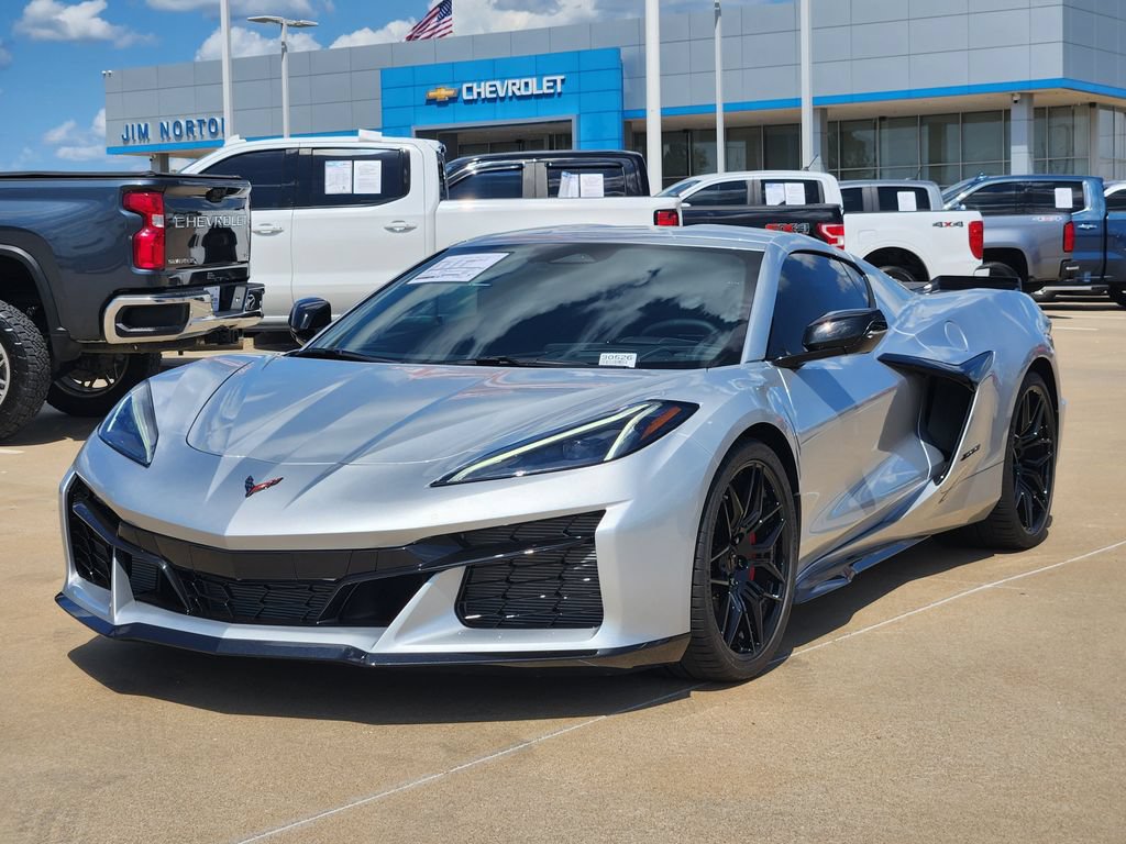 New 2027 Chevrolet Corvette Z06 RWD video 2