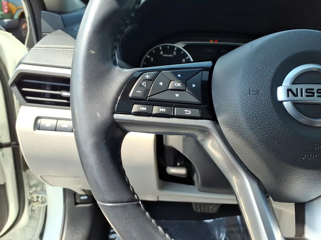 Used 2021 Nissan Altima 2.5 SV w/ SV Premium Package AWD/4WD image 28