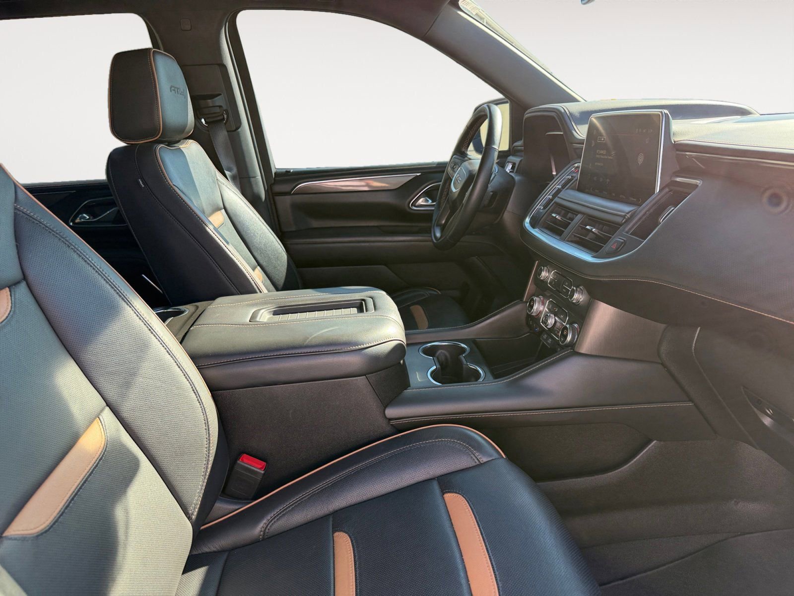 Used 2023 GMC Yukon AT4 w/ AT4 Premium Plus Package image 15