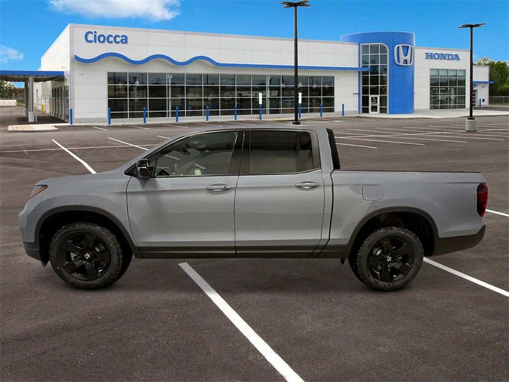 New 2026 Honda Ridgeline Black Edition image 2