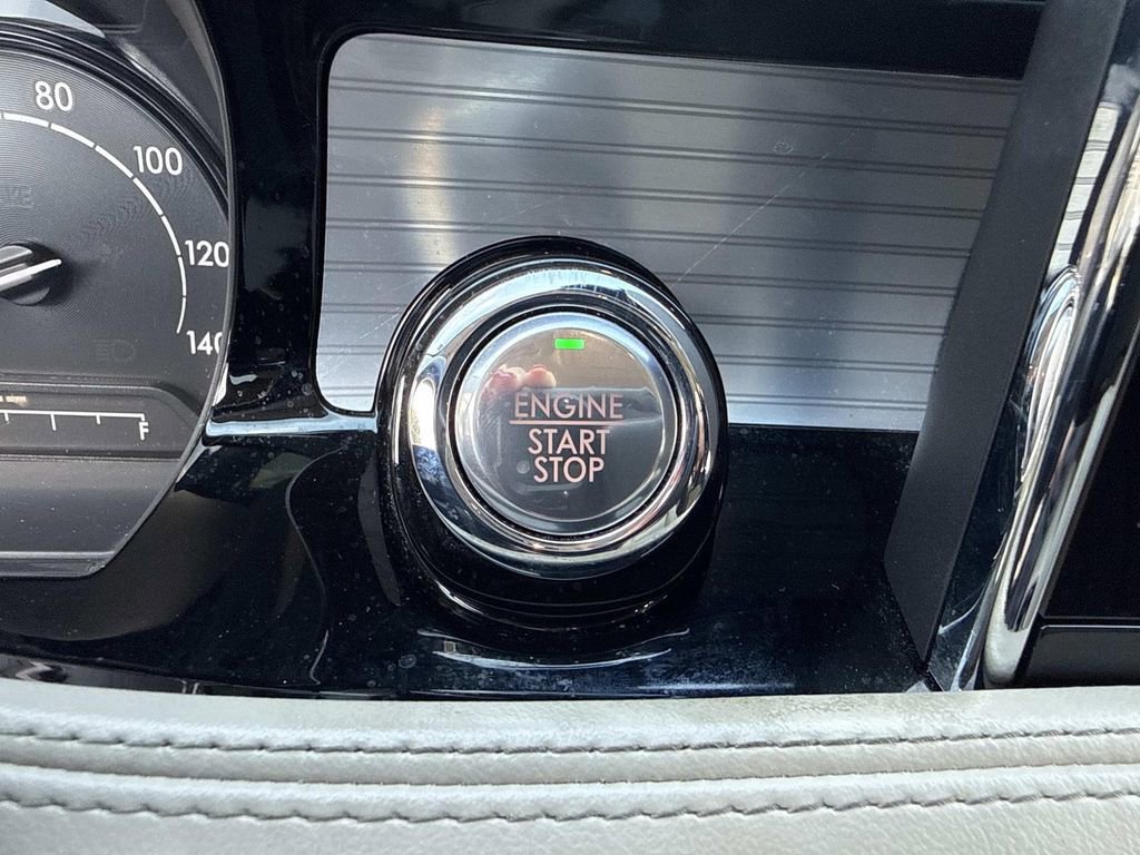 Certified 2020 Lincoln Corsair AWD w/ Premium Package image 28