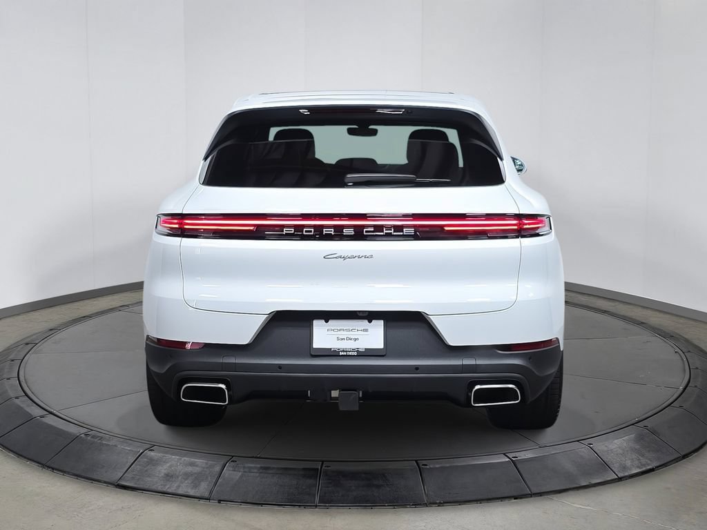 Certified 2026 Porsche Cayenne AWD/4WD image 6