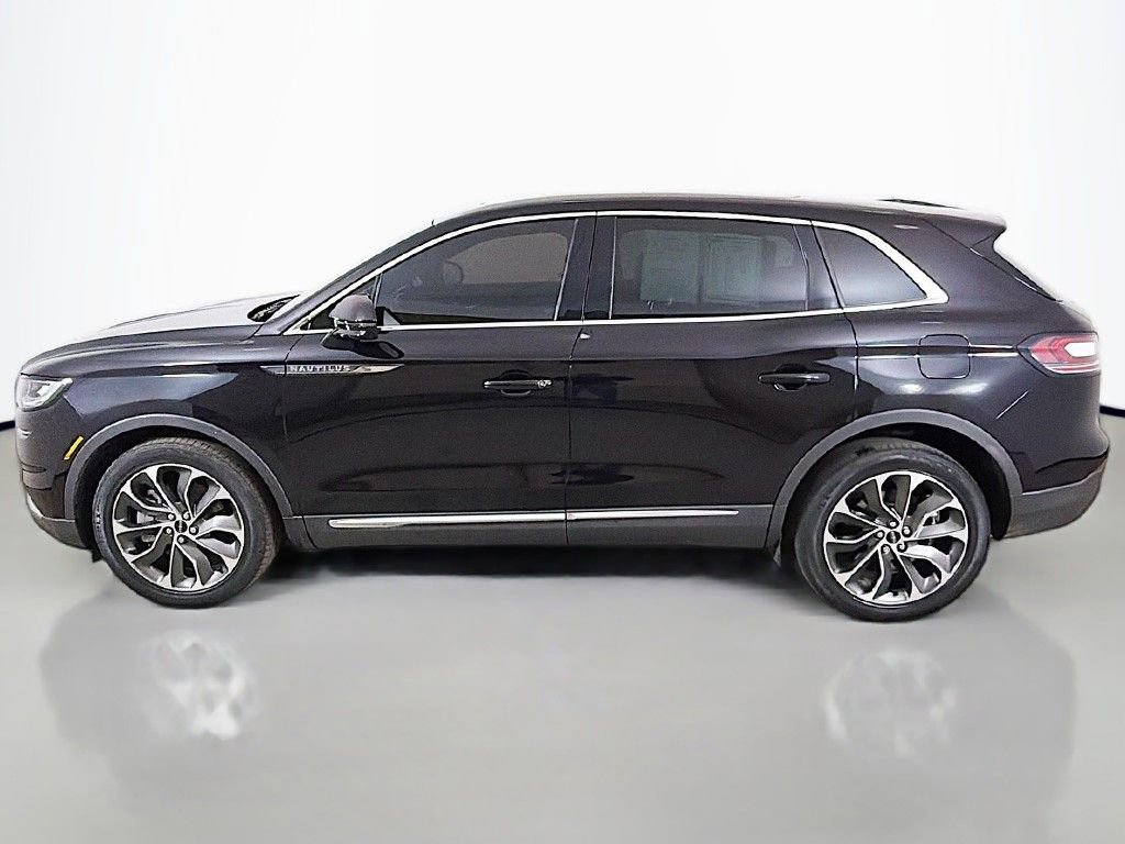 Used 2022 Lincoln Nautilus Reserve image 15