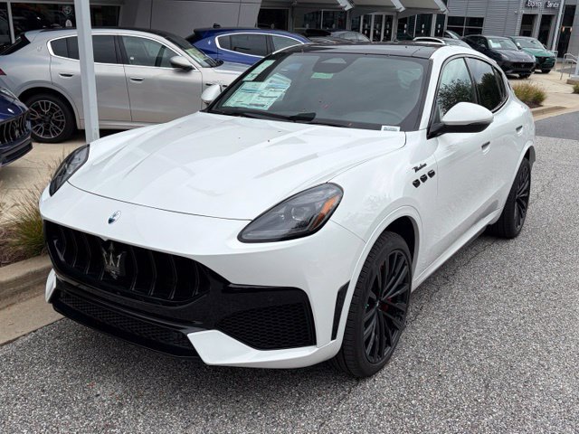 New 2027 Maserati Grecale Modena AWD/4WD image 2