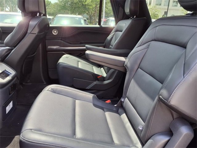 New 2025 Lincoln Navigator L Reserve w/ Jet Appearance Package image 10