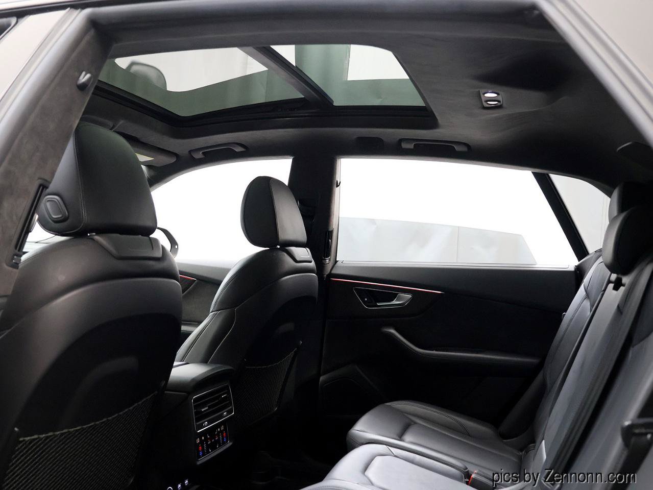 Used 2019 Audi Q8 Prestige AWD/4WD image 14