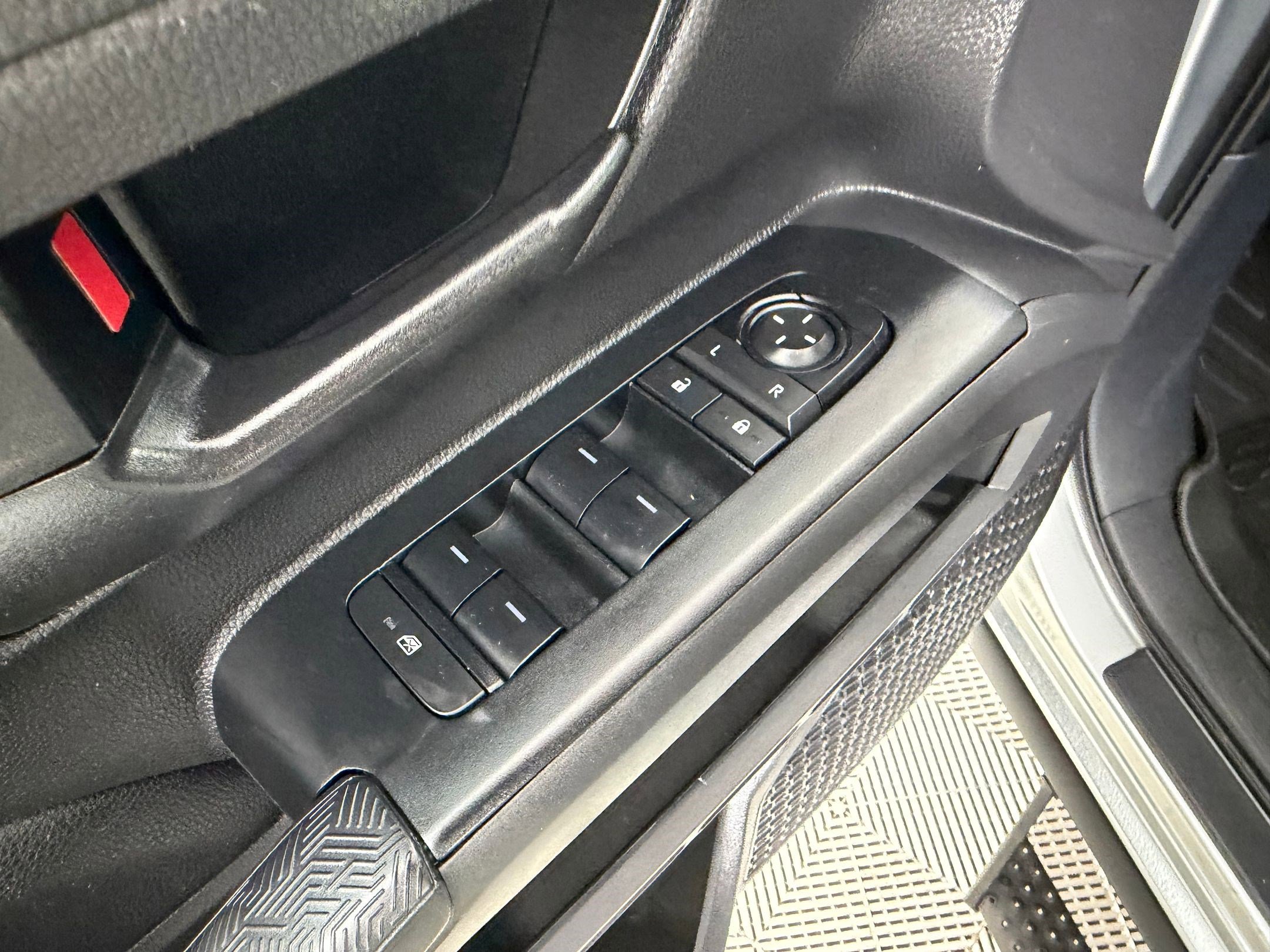 Certified 2024 Toyota Tacoma SR5 image 11