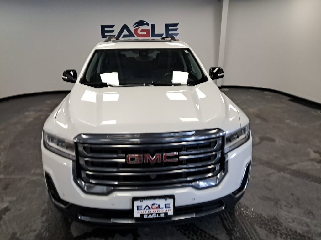 Used 2022 GMC Acadia AT4 w/ Technology Package image 2