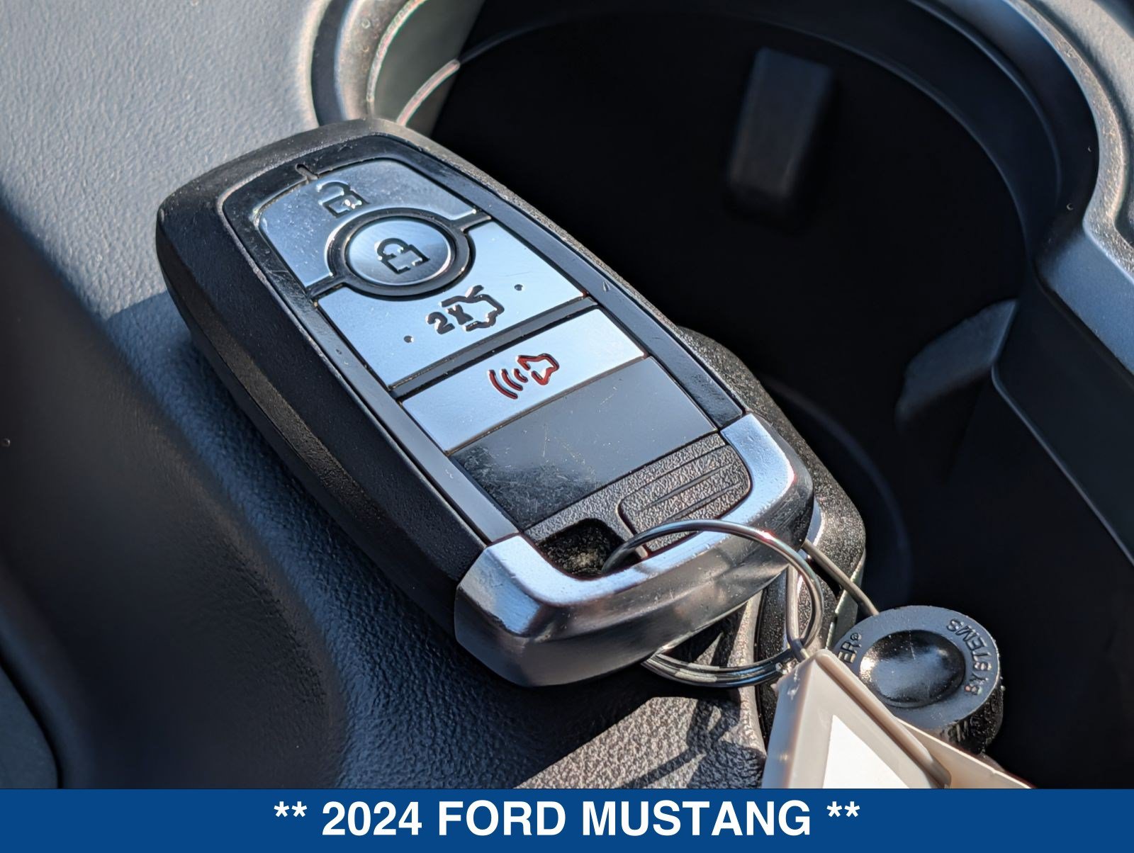 Used 2024 Ford Mustang Dark Horse RWD image 35
