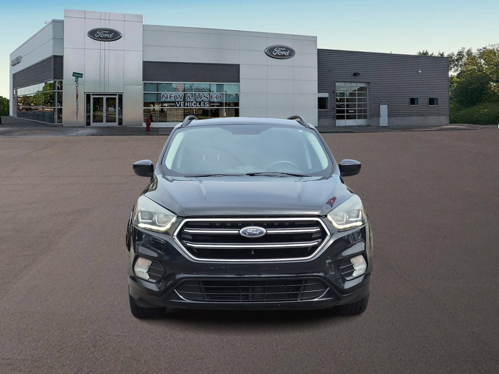 Used 2017 Ford Escape SE w/ Equipment Group 201A AWD/4WD image 3