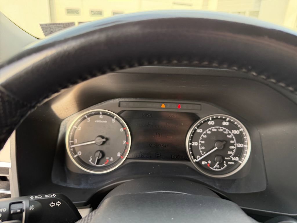 Used 2022 Mitsubishi Outlander SEL image 16