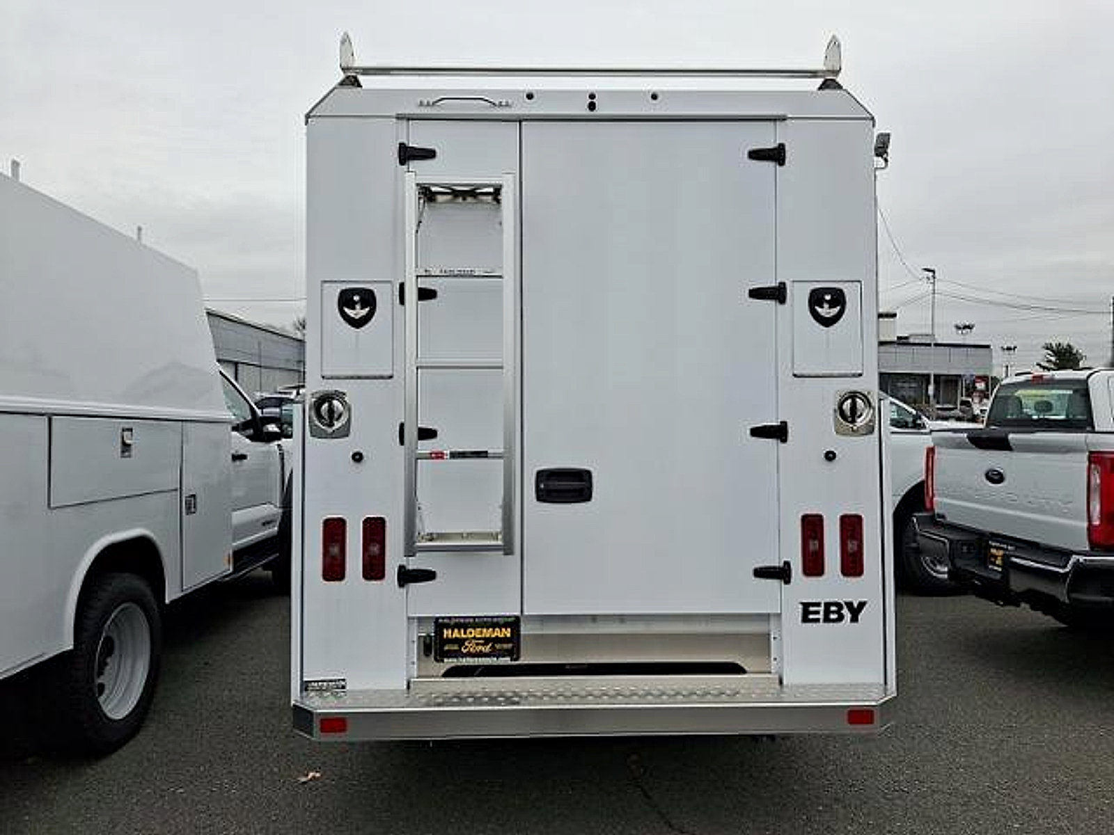 New 2026 Ford E-350 and Econoline 350 Super Duty w/ Power Equipment Group RWD image 4