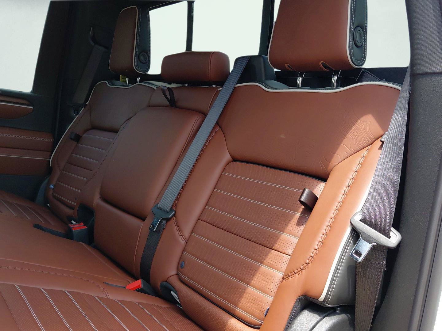 New 2026 GMC Sierra 2500 Denali Ultimate AWD/4WD image 40