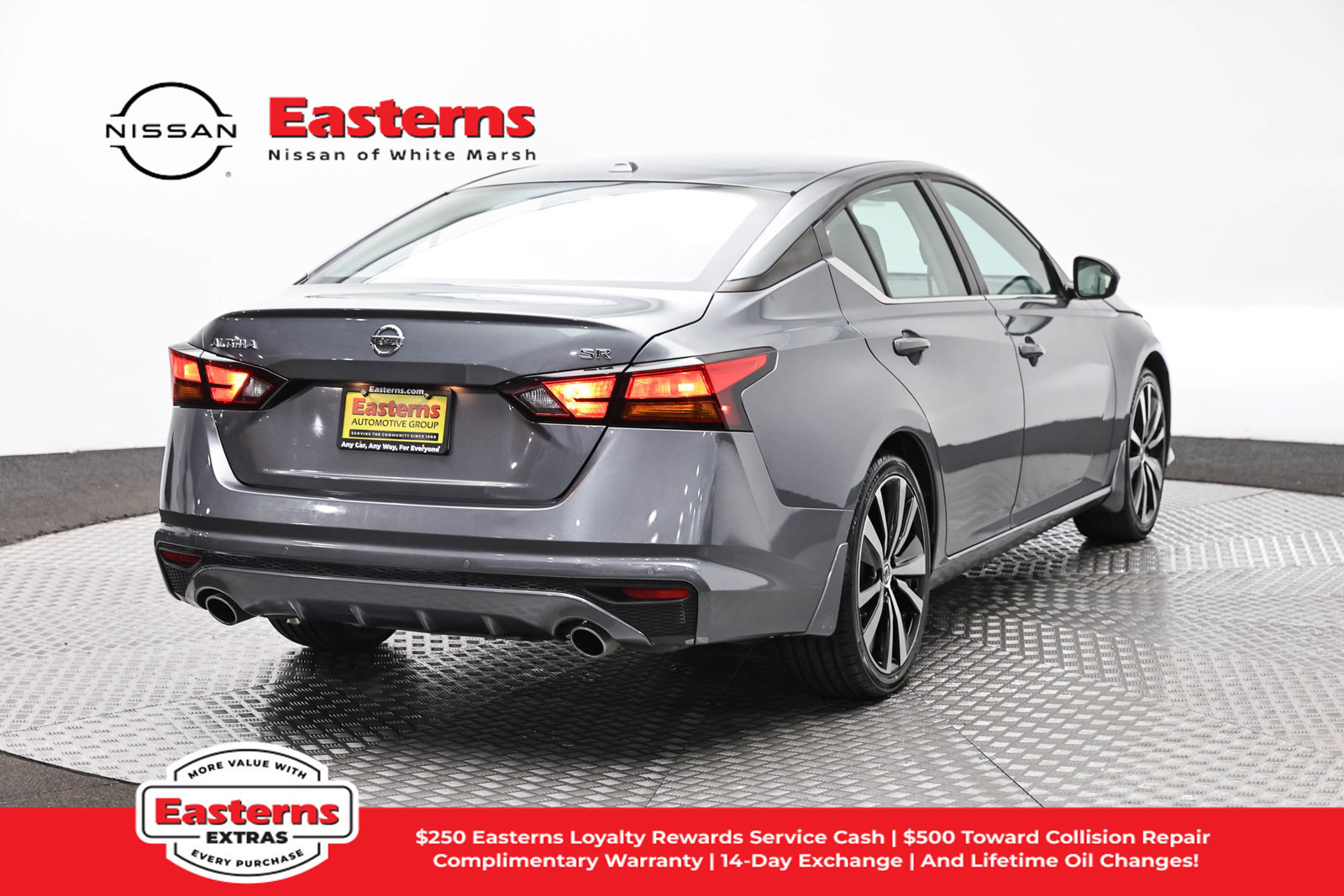 Used 2020 Nissan Altima 2.5 SR FWD image 5