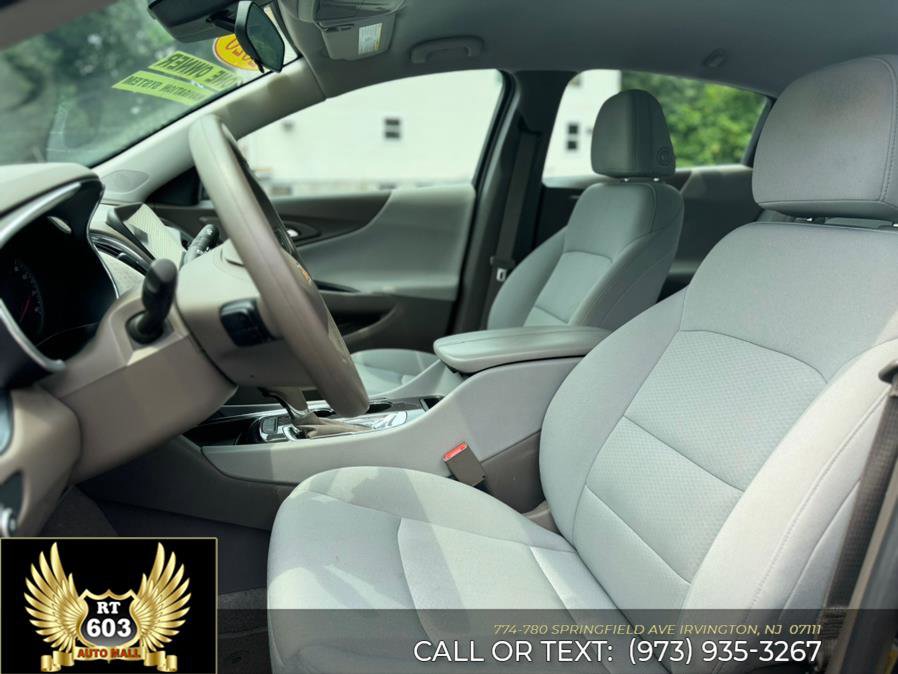 Used 2020 Chevrolet Malibu LT image 22