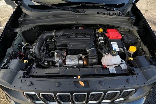 Used 2023 Jeep Renegade Latitude image 16