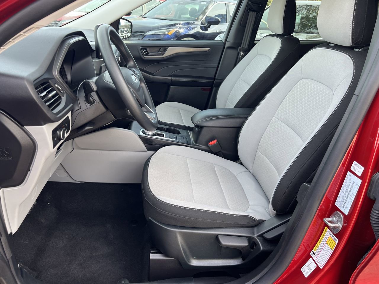 Used 2025 Ford Escape Active image 22