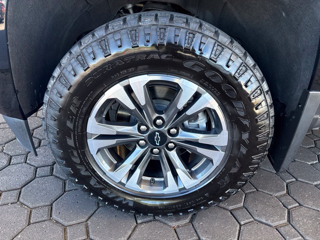 Used 2022 Chevrolet Colorado Z71 AWD/4WD image 10