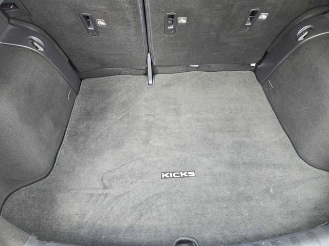 Used 2020 Nissan Kicks SR w/ SR Premium Package image 20