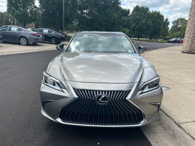 Used 2021 Lexus ES 350 w/ Premium Package FWD image 2
