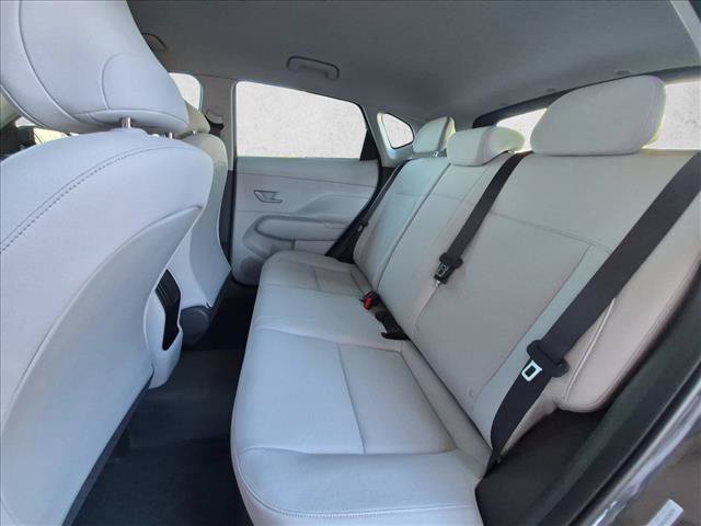 New 2027 Hyundai Kona SE FWD image 15