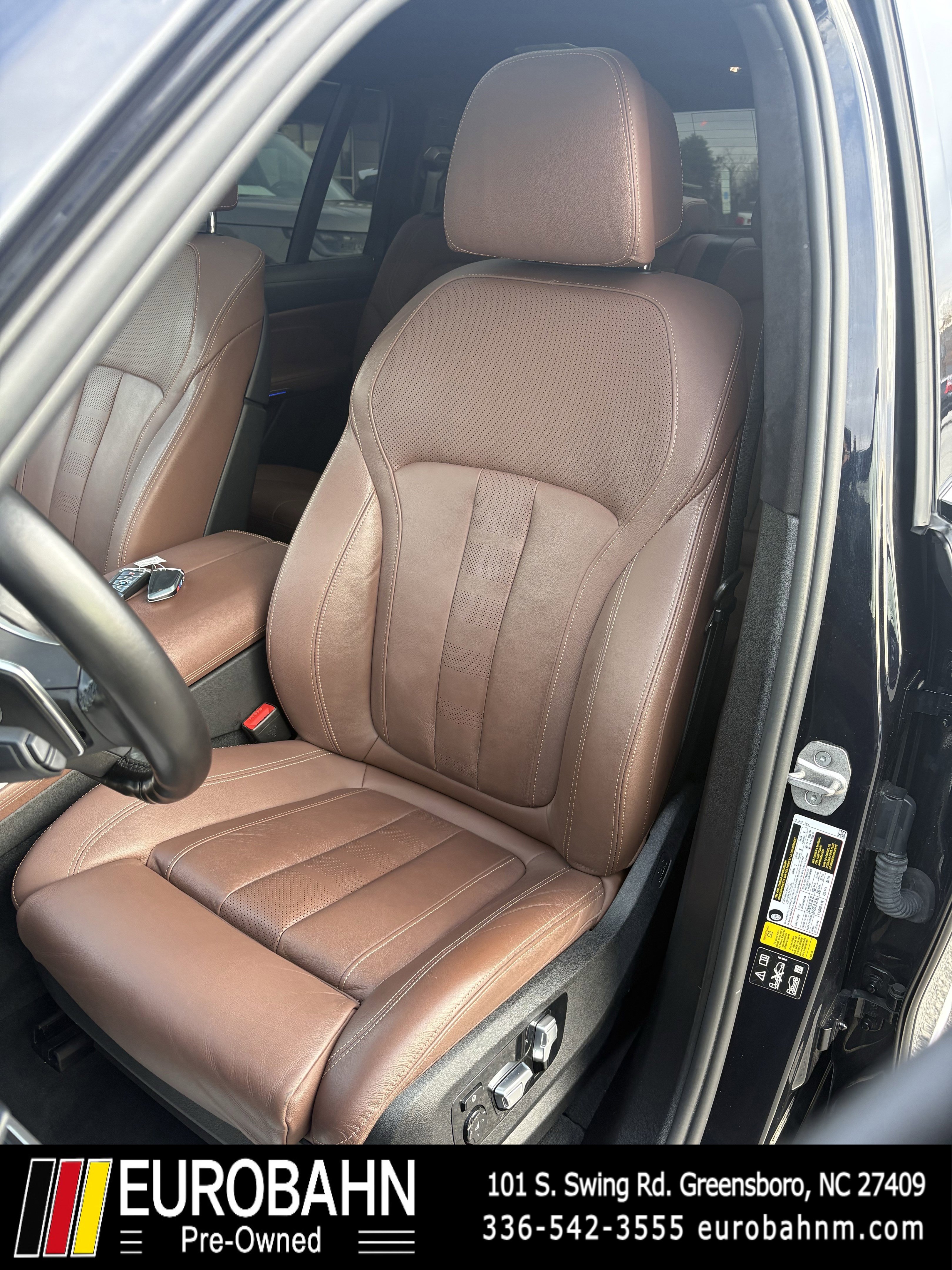 Used 2022 BMW X7 xDrive40i w/ M Sport Package image 7