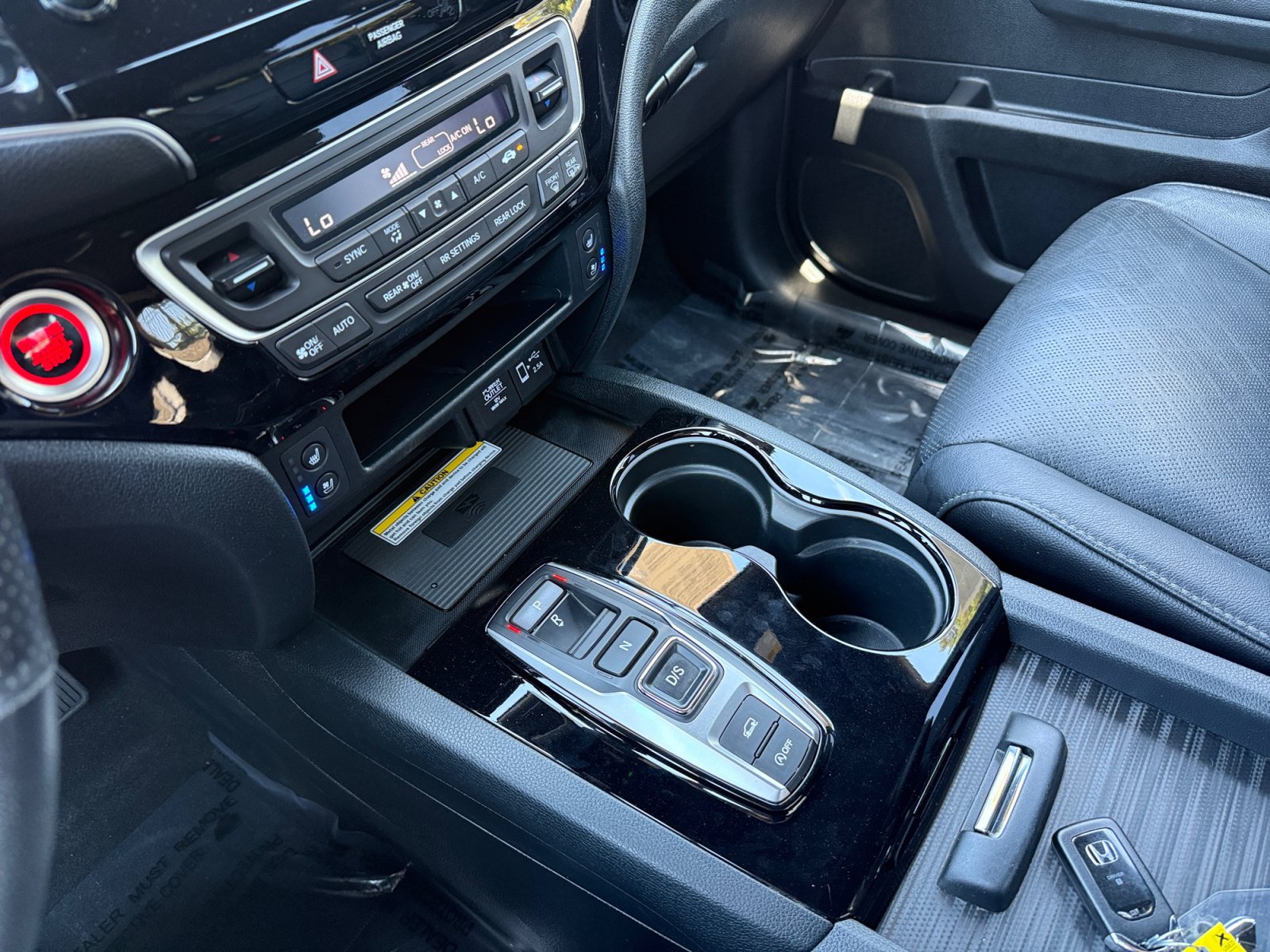 Used 2023 Honda Passport Elite image 13