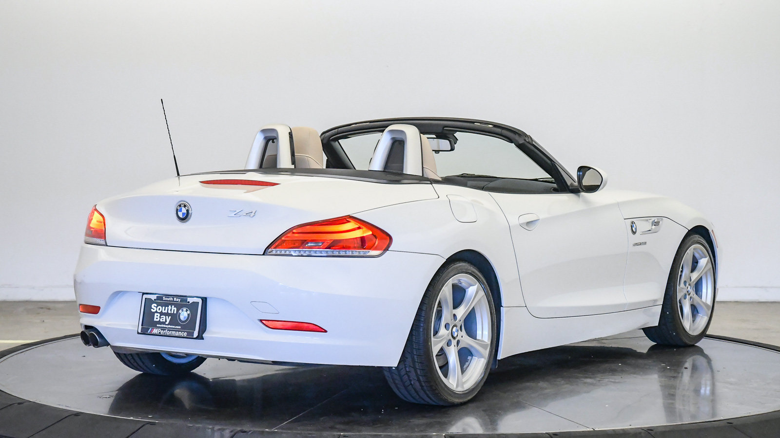 Used 2016 BMW Z4 sDrive28i RWD image 31