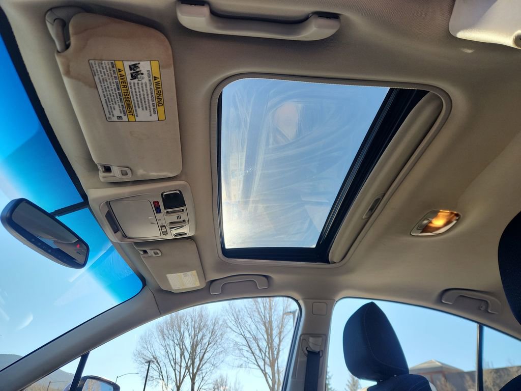 Used 2017 Subaru Legacy 2.5i Premium w/ Moonroof Package image 21