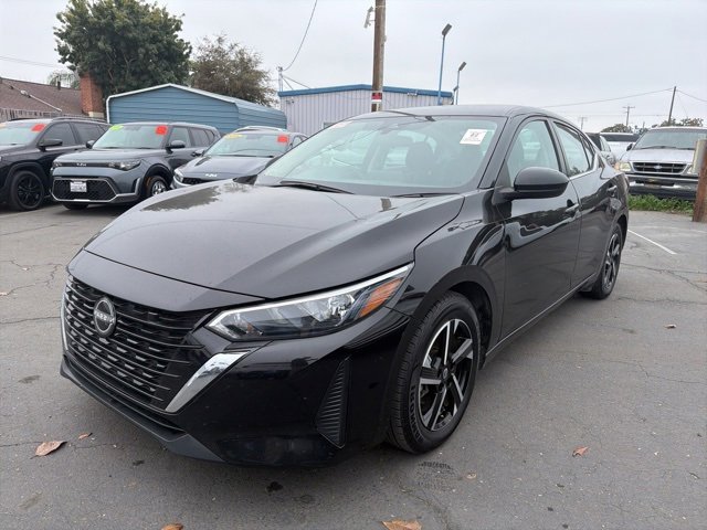 Used 2024 Nissan Sentra SV image 3