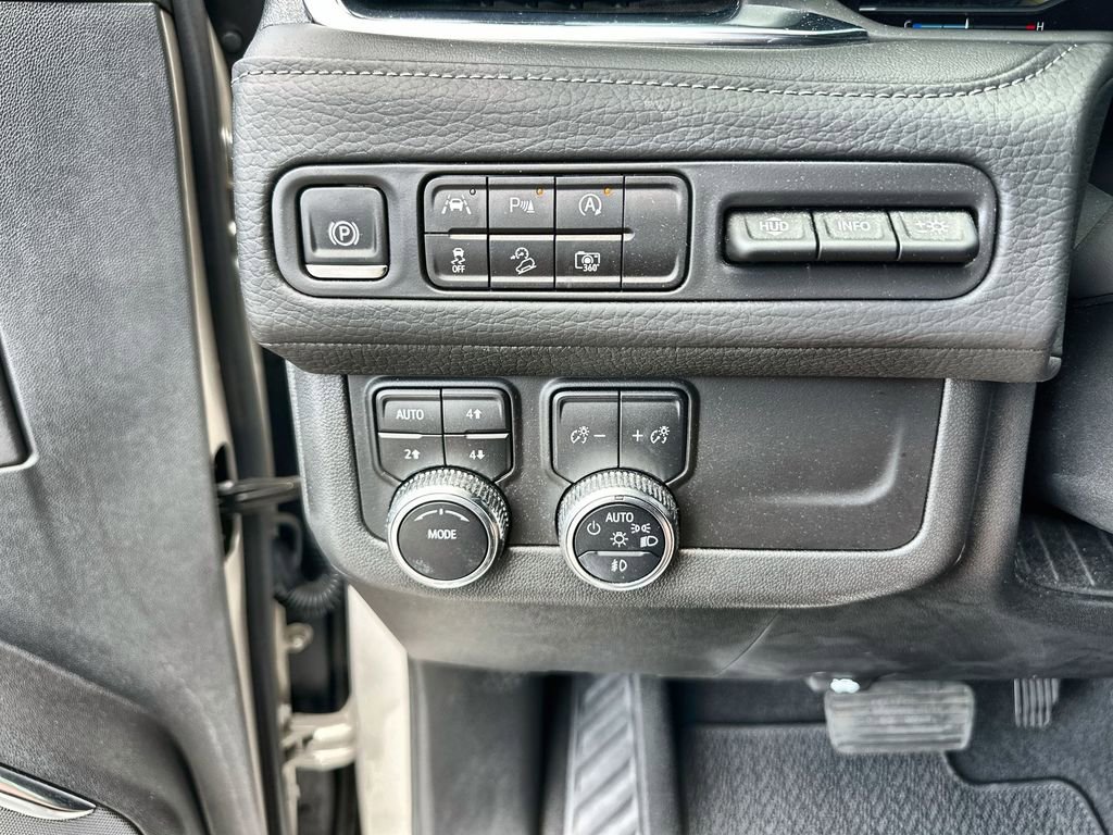Certified 2024 GMC Yukon Denali AWD/4WD image 18