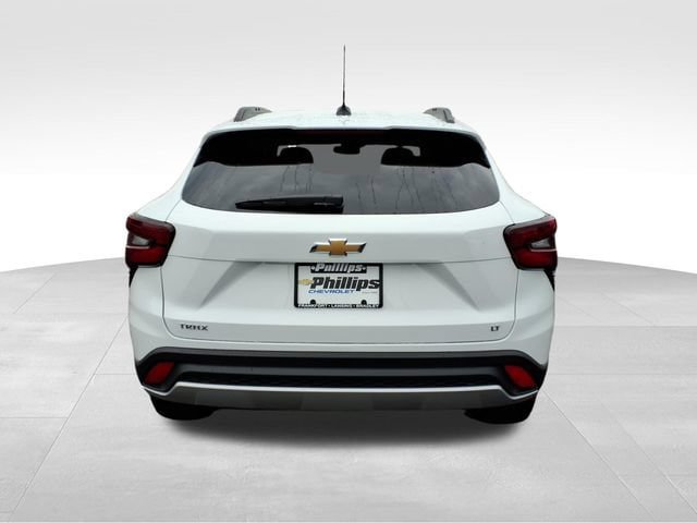 New 2026 Chevrolet Trax LT w/ LT Convenience Package FWD image 4