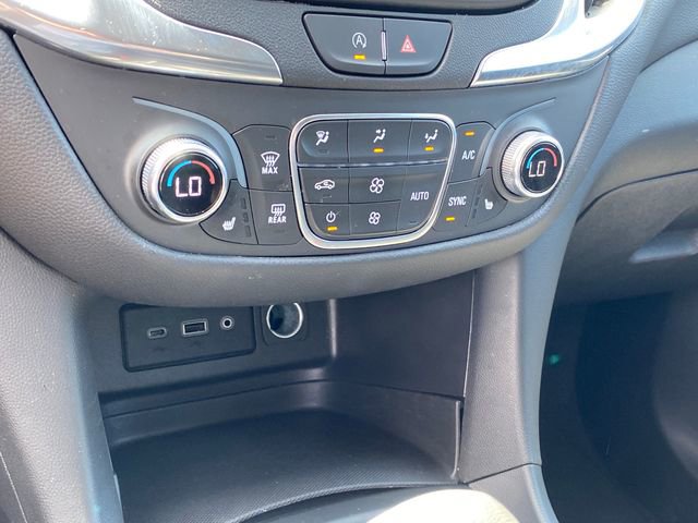Certified 2024 Chevrolet Equinox LT FWD image 12