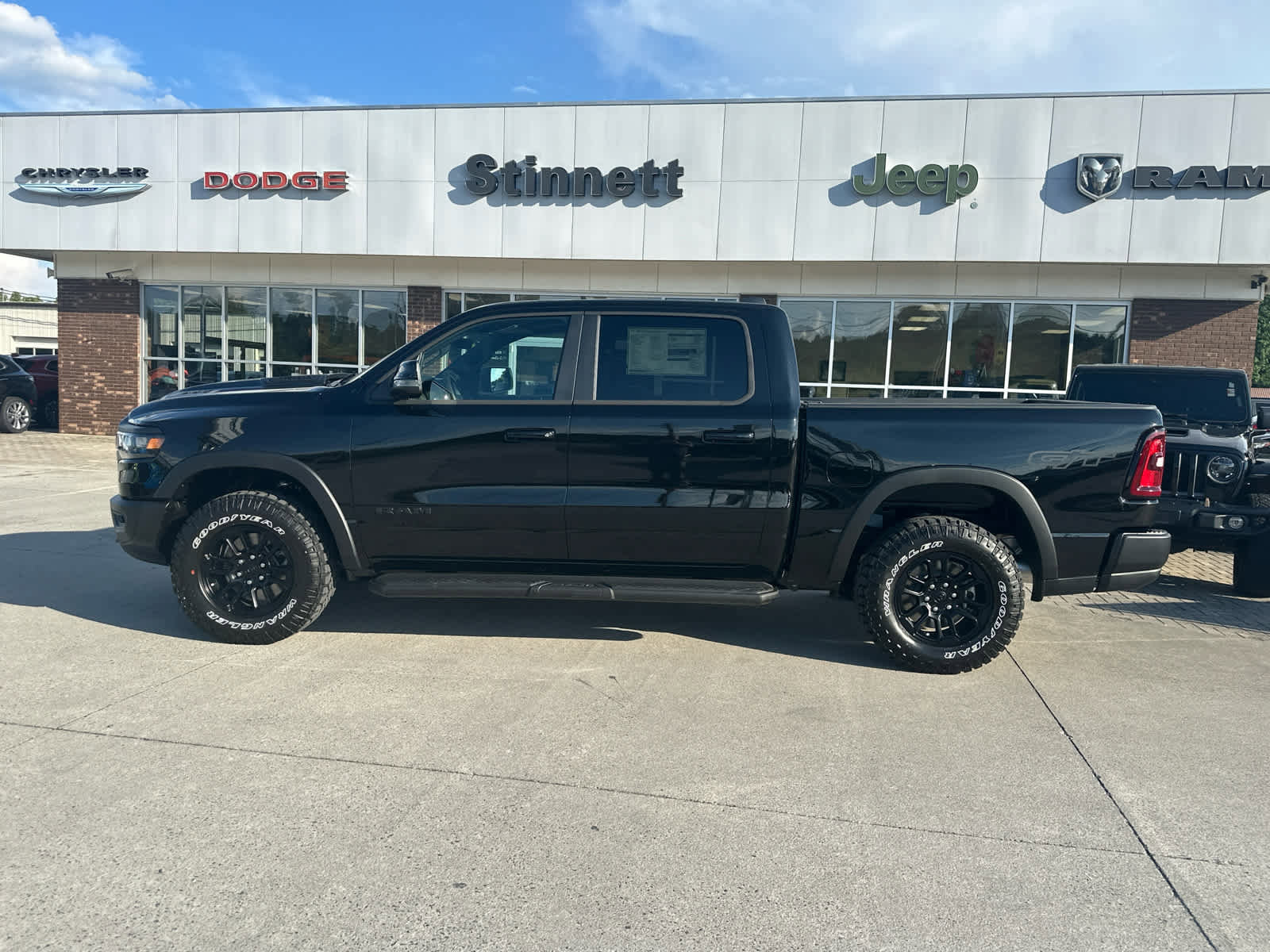 New 2026 RAM 1500 Rebel w/ G/T Package image 7