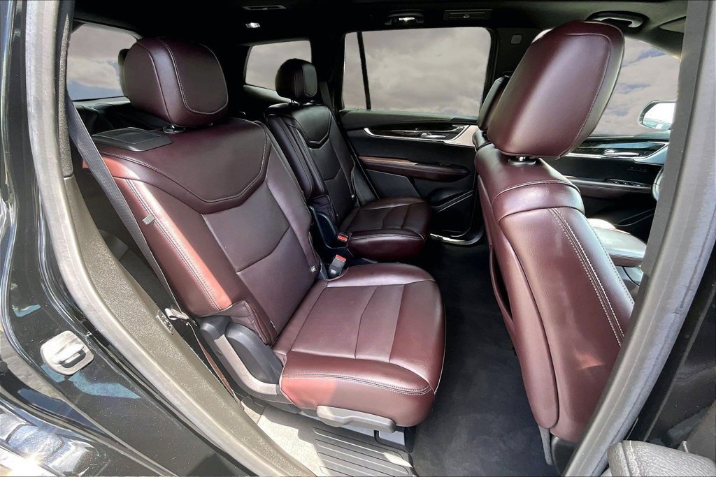 Used 2021 Cadillac XT6 Premium Luxury AWD/4WD image 24