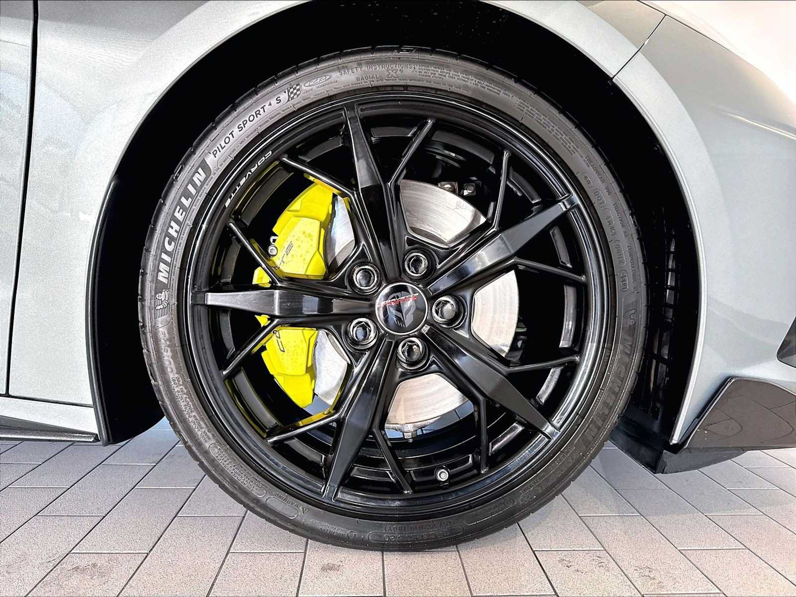 Used 2022 Chevrolet Corvette Stingray Premium Cpe RWD image 15