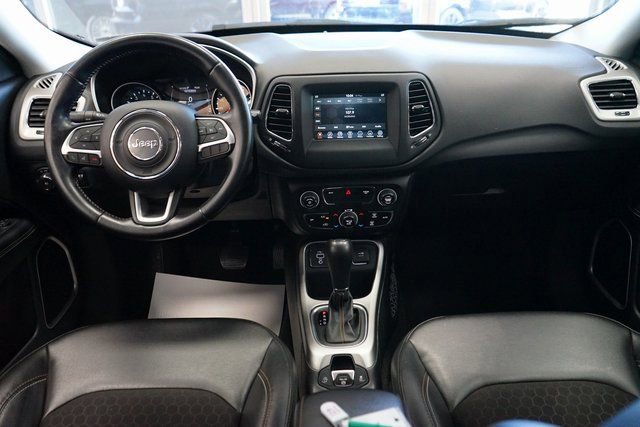 Used 2021 Jeep Compass Latitude image 36