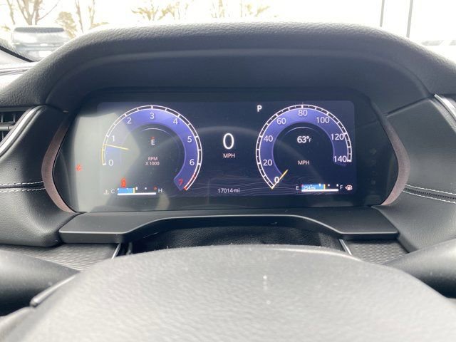 Used 2024 Jeep Grand Cherokee Laredo image 14