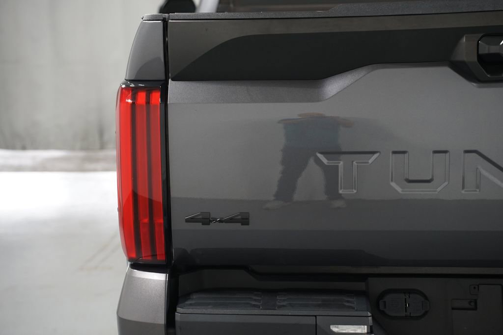 Used 2023 Toyota Tundra SR w/ SR Tow Package AWD/4WD image 10