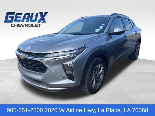 Used 2025 Chevrolet Trax LT w/ LT Convenience Package