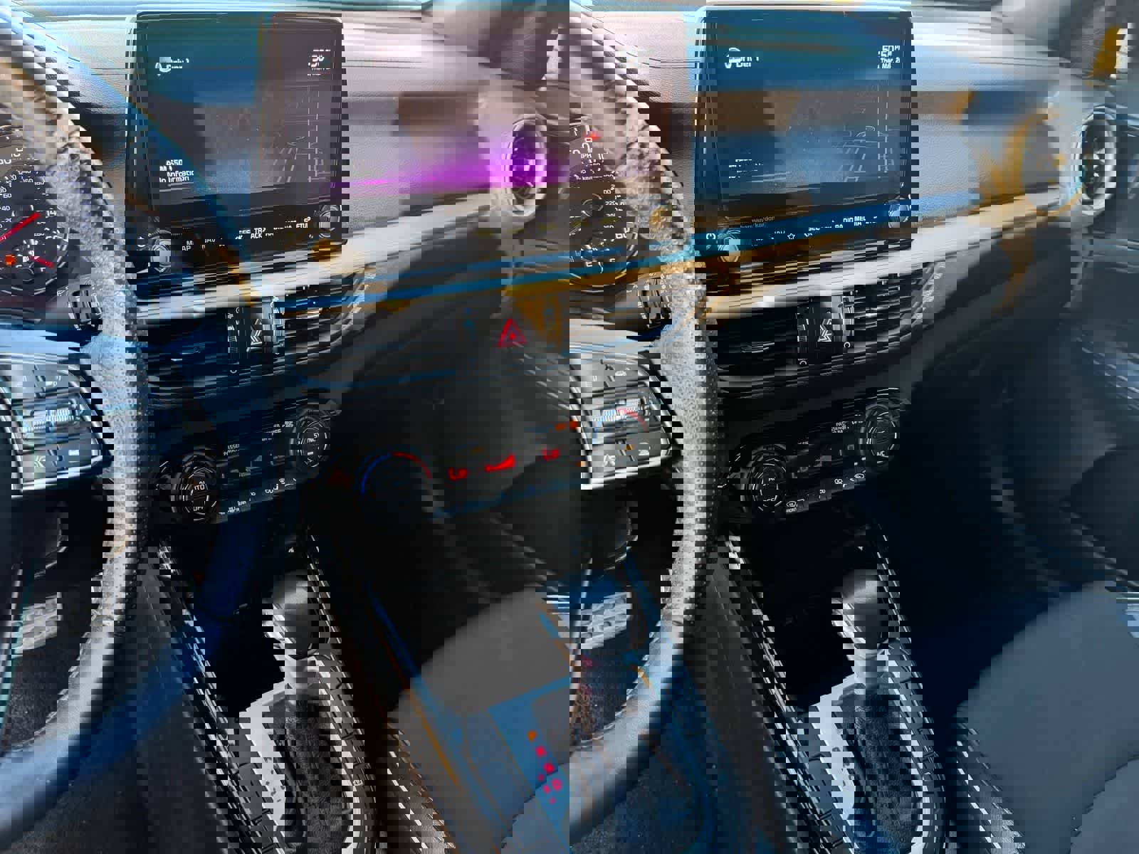 Used 2022 Kia Forte GT-Line w/ GT-Line Premium Package image 9