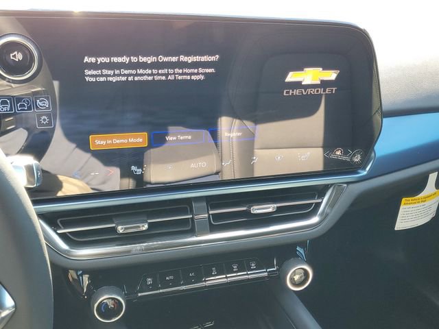 New 2026 Chevrolet Equinox EV LT image 10