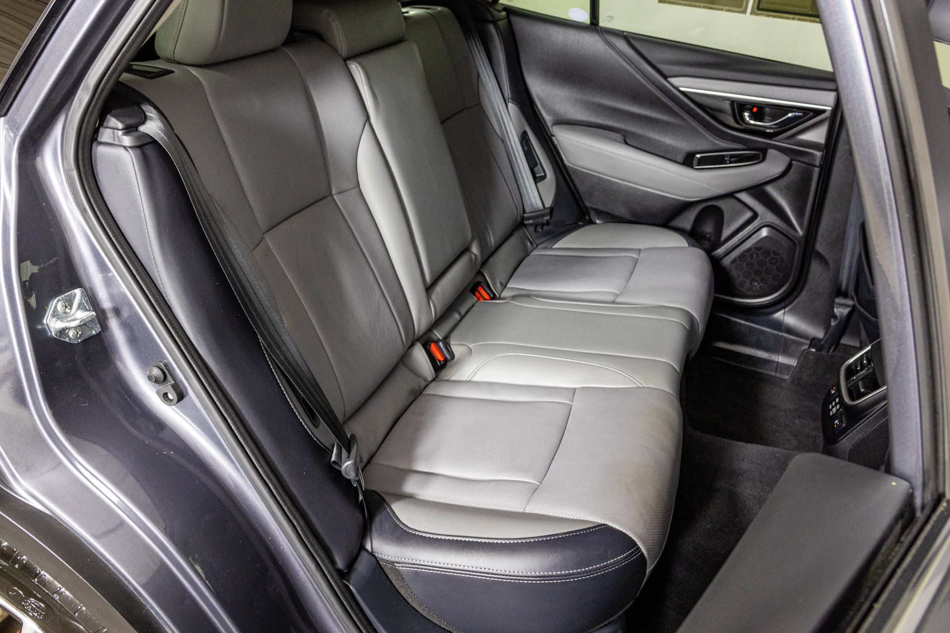 Used 2024 Subaru Outback Limited AWD/4WD image 42