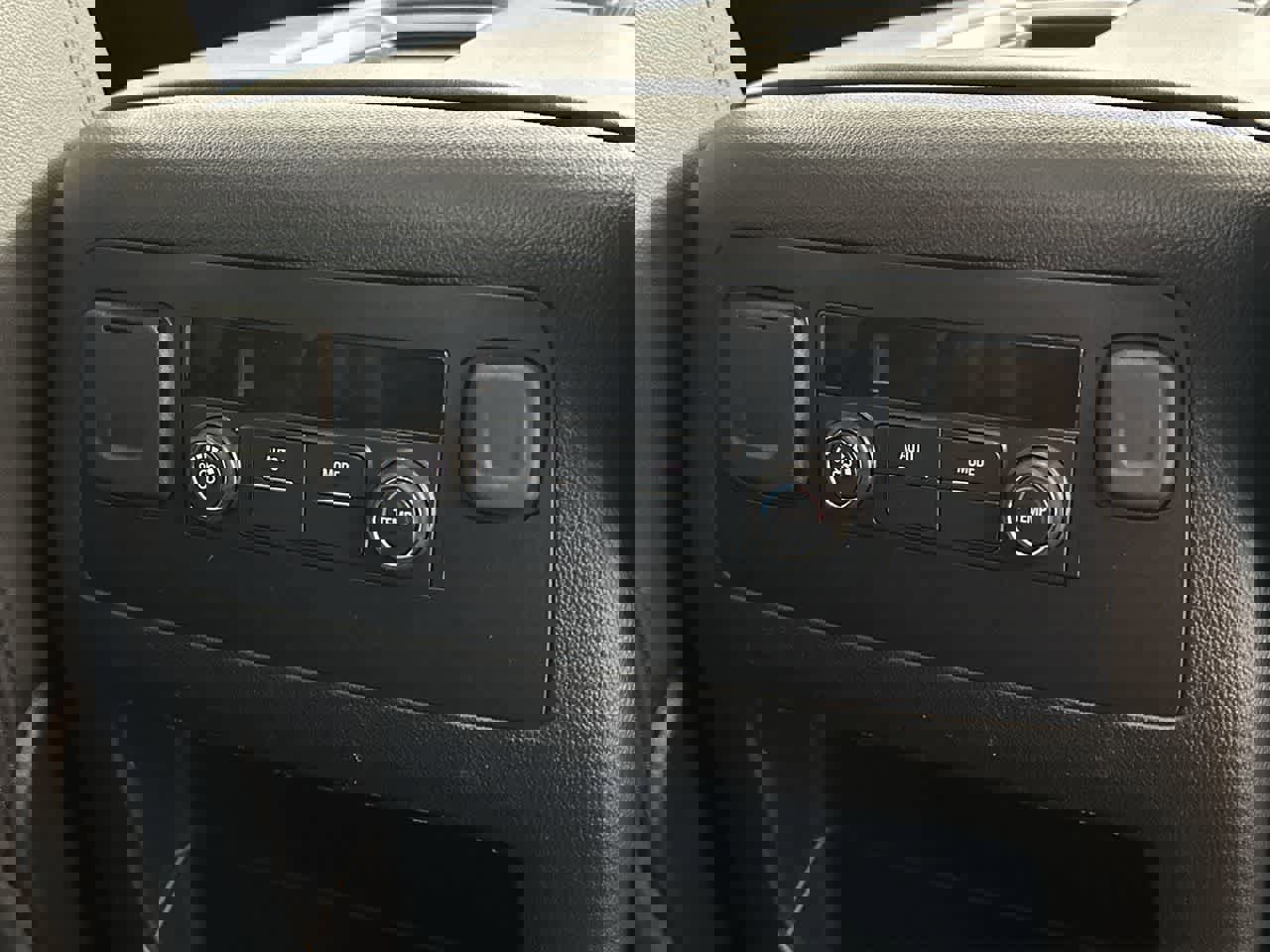 Used 2017 Chevrolet Tahoe LT image 32