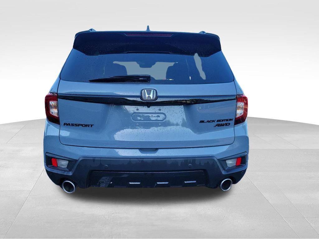 Used 2024 Honda Passport Black Edition image 9