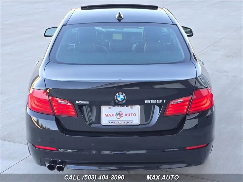 Used 2013 BMW 528i xDrive Sedan AWD/4WD image 7