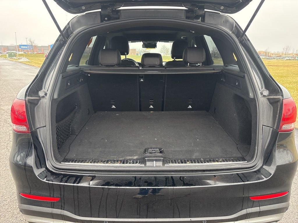 Used 2022 Mercedes-Benz GLC 300 4MATIC image 10