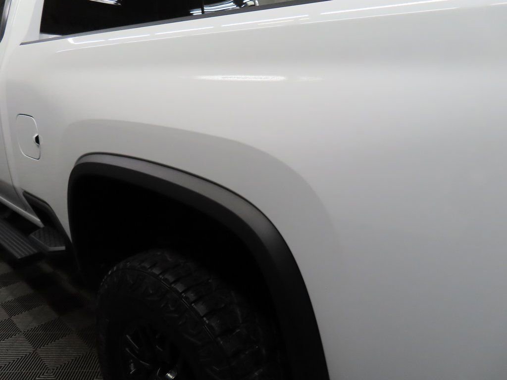 Used 2025 Chevrolet Silverado 2500 ZR2 w/ Technology Package image 39