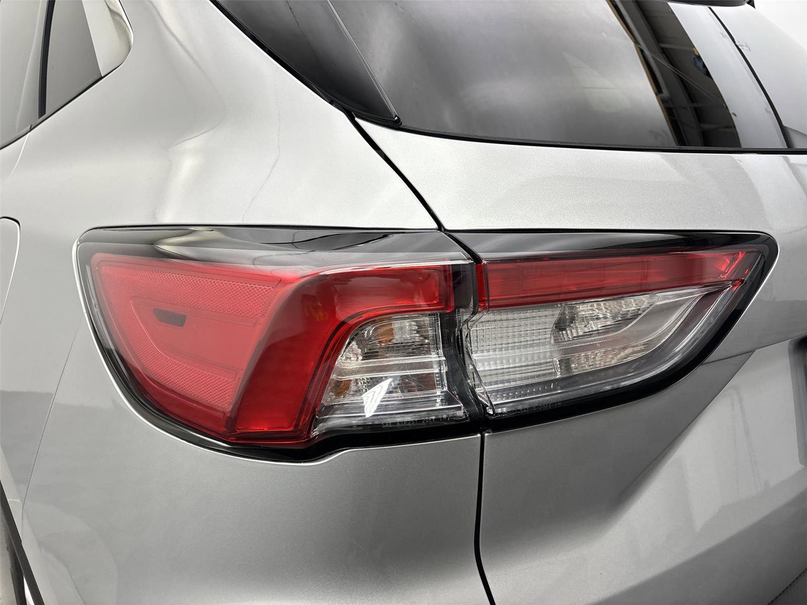 Used 2020 Ford Escape SE AWD/4WD image 19